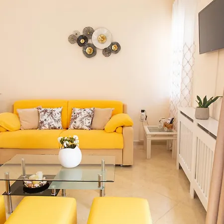 Apartmán Rena's House 2 *